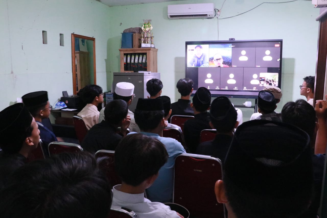 AI dan Kemanusiaan: Santri Taruna Insani Belajar Menjadi Pemimpin di Era Digital